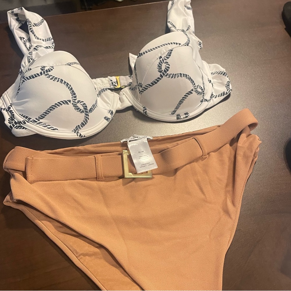 WeWoreWhat Bikini Set - Picture 9 of 9